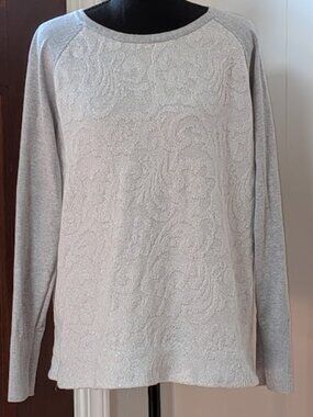 "Bass" Raglan Style Embossed Sparkle Lightweight Sparkle Sweater Size XXL